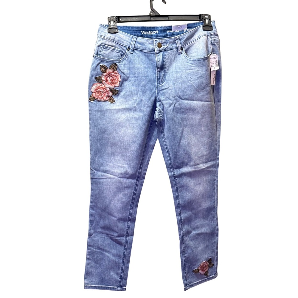 Westport Signature Fit Skinny Jeans Women's Size 8 Light Wash Embroidered Roses